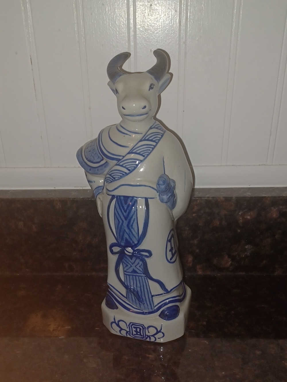 Vtg Blue White Porcelain Chinese Zodiac Ox Figurine Year of the Ox Statue Chou